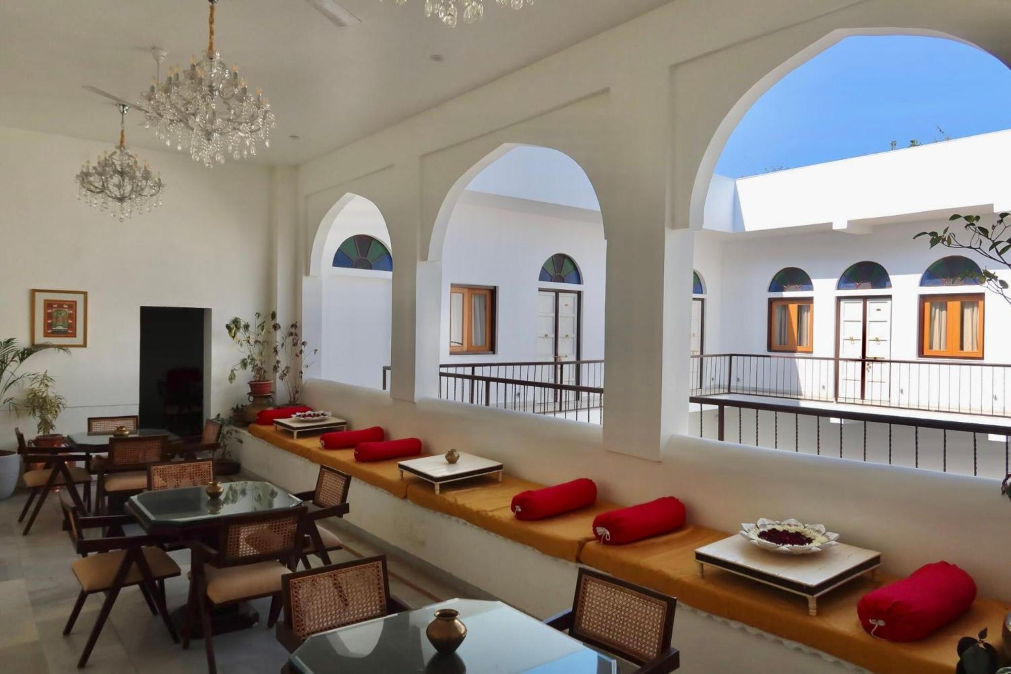 Dev Niwas - Heritage Hotel Bundi Exterior photo